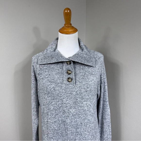 Saturday Sunday by anthropologie long sleeve soft knit burron up turtle neck - Picture 6 of 11